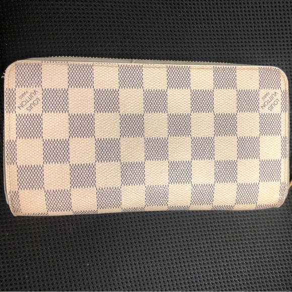 Louis Vuitton Handbags - Louis Vuitton Wallet